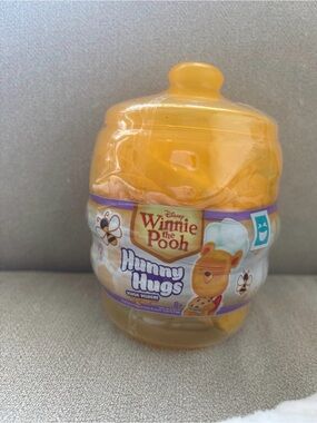 Disney Winnie the Pooh Hunny Hugs Plush